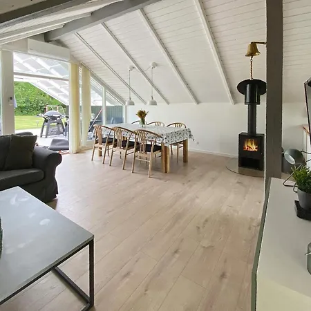 Feriehus 6 Person In